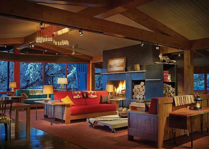 Lakehouse At High Peaks Resort